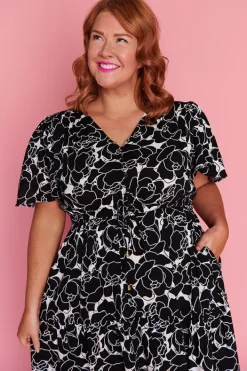 Lorraine Casual Dresses | Fit & Flare Dresses*Alexia Peonies Black & White Dress