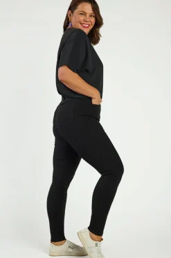 Lorraine Designs Pants & Jeans*Essential Black Jeggings