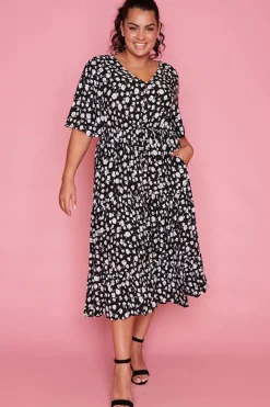 Lorraine Designs Casual Dresses | Fit & Flare Dresses*Jessica Black Floral Dress