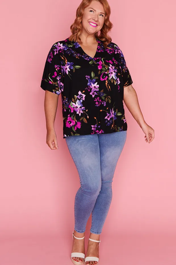 Lorraine Tops*Monnie Night Flower Top