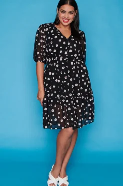 White Closet Casual Dresses | Fit & Flare Dresses*Pixie Chiffon Daisies Dress