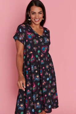 Lorraine Designs Casual Dresses | Shift Dresses*Savannah Paisley Hearts Dress