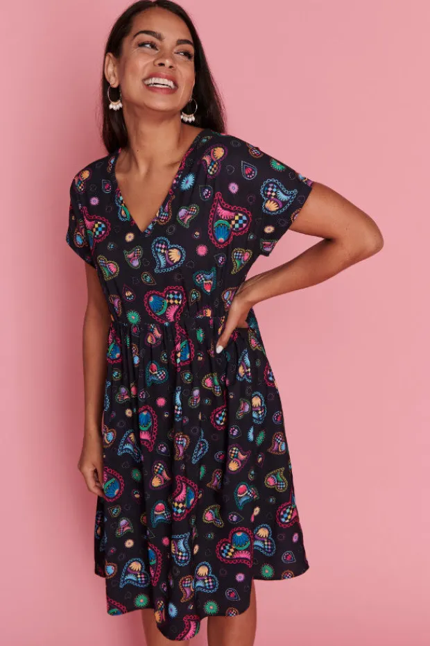 Lorraine Designs Casual Dresses | Shift Dresses*Savannah Paisley Hearts Dress