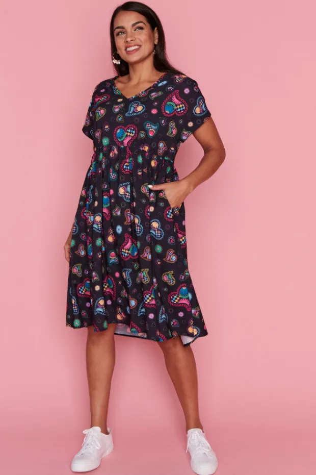 Lorraine Designs Casual Dresses | Shift Dresses*Savannah Paisley Hearts Dress
