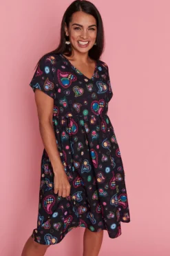 Lorraine Designs Casual Dresses | Shift Dresses*Savannah Paisley Hearts Dress
