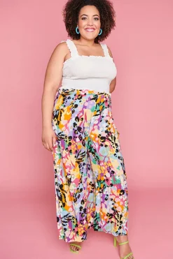 Lorraine Designs Pants & Jeans*Xane Jungle Daisy Pants