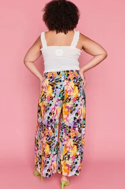 Lorraine Designs Pants & Jeans*Xane Jungle Daisy Pants